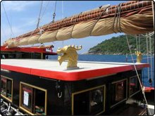 The Junk's Sailing Deck